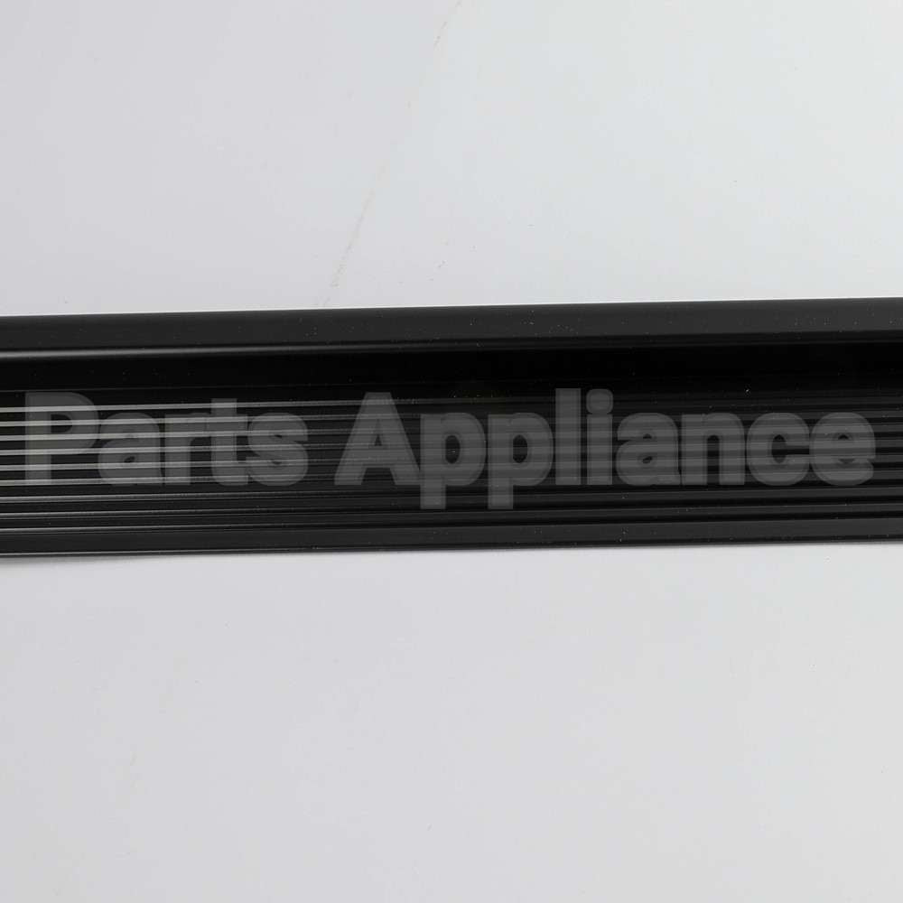 W10859915 Whirlpool Grille-Frt