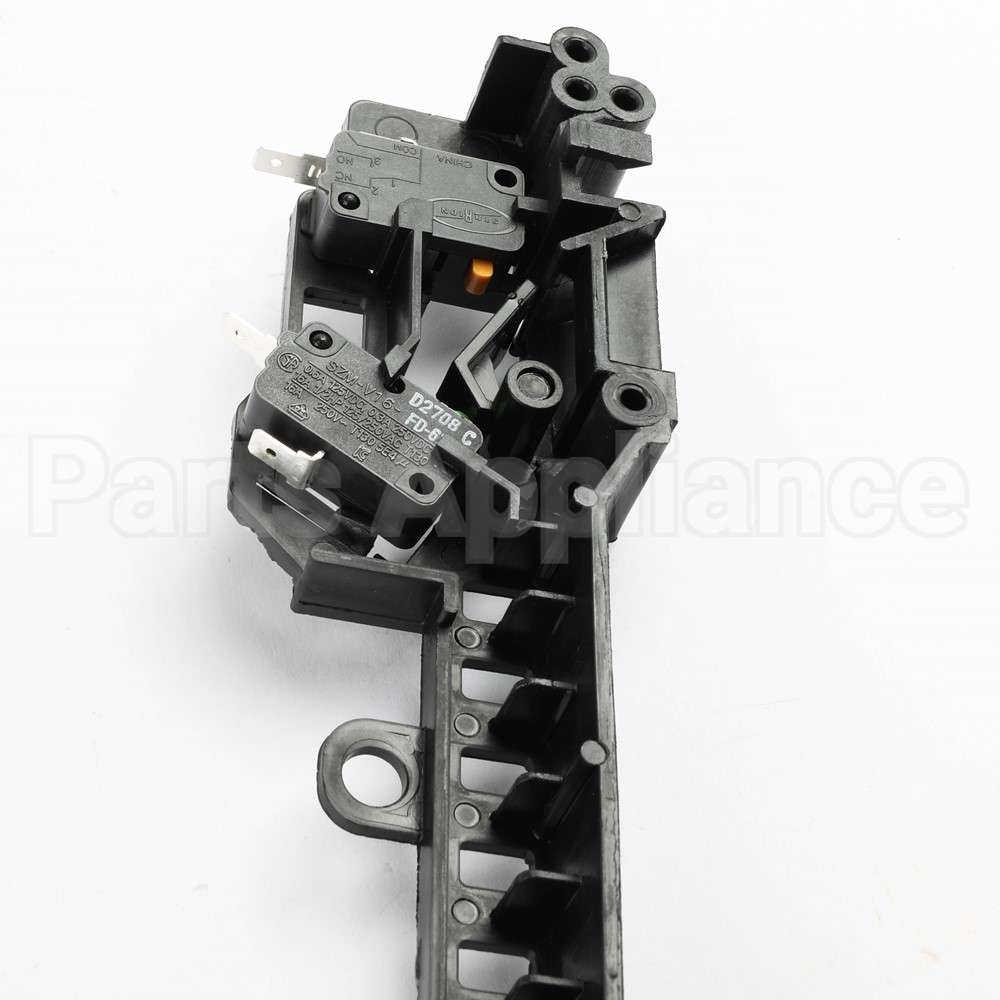 WB10X35573 GE Body Latch Asm