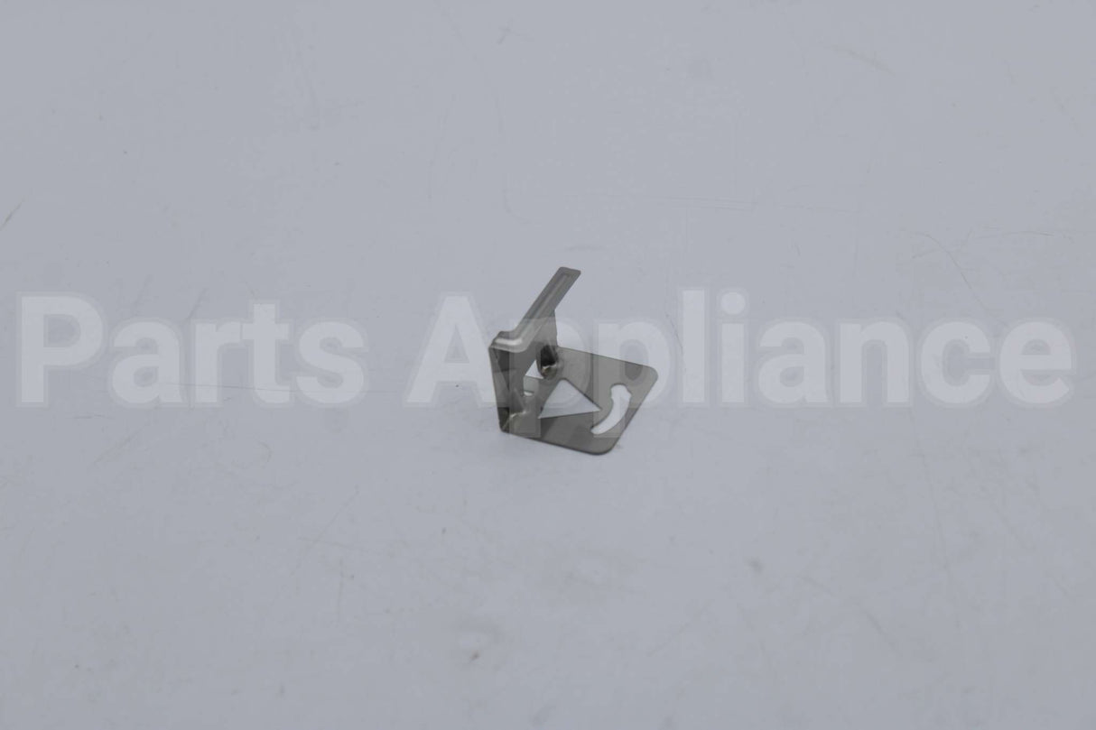WD01X24381 GE Clip Heater Twist Lock