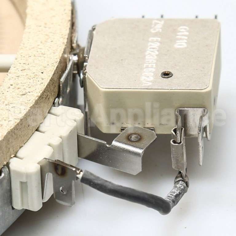 WP8185663 Whirlpool Elmnt-Surf
