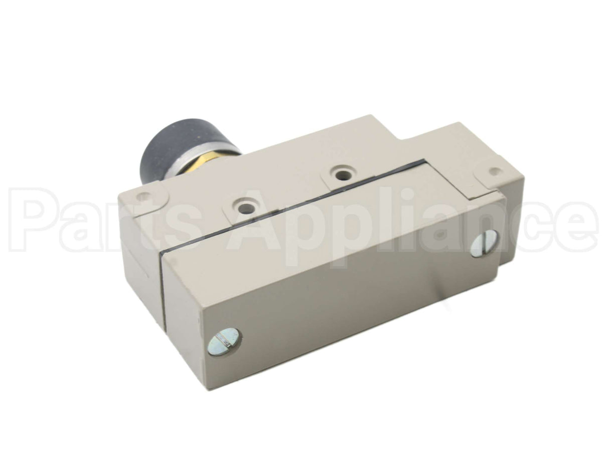 ZE-N-2S Omron Omron Switch 15A480Vac Snapact